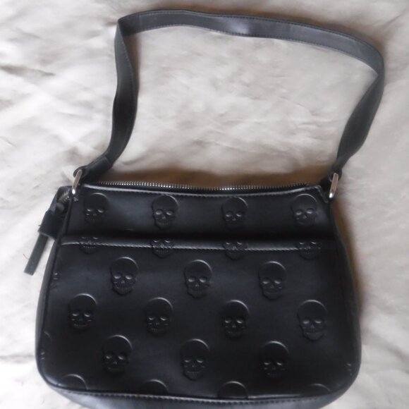 Mad Engine Black Skull Embossed Shoulder Bag Purse Faux Leather - Picture 1 of 8
